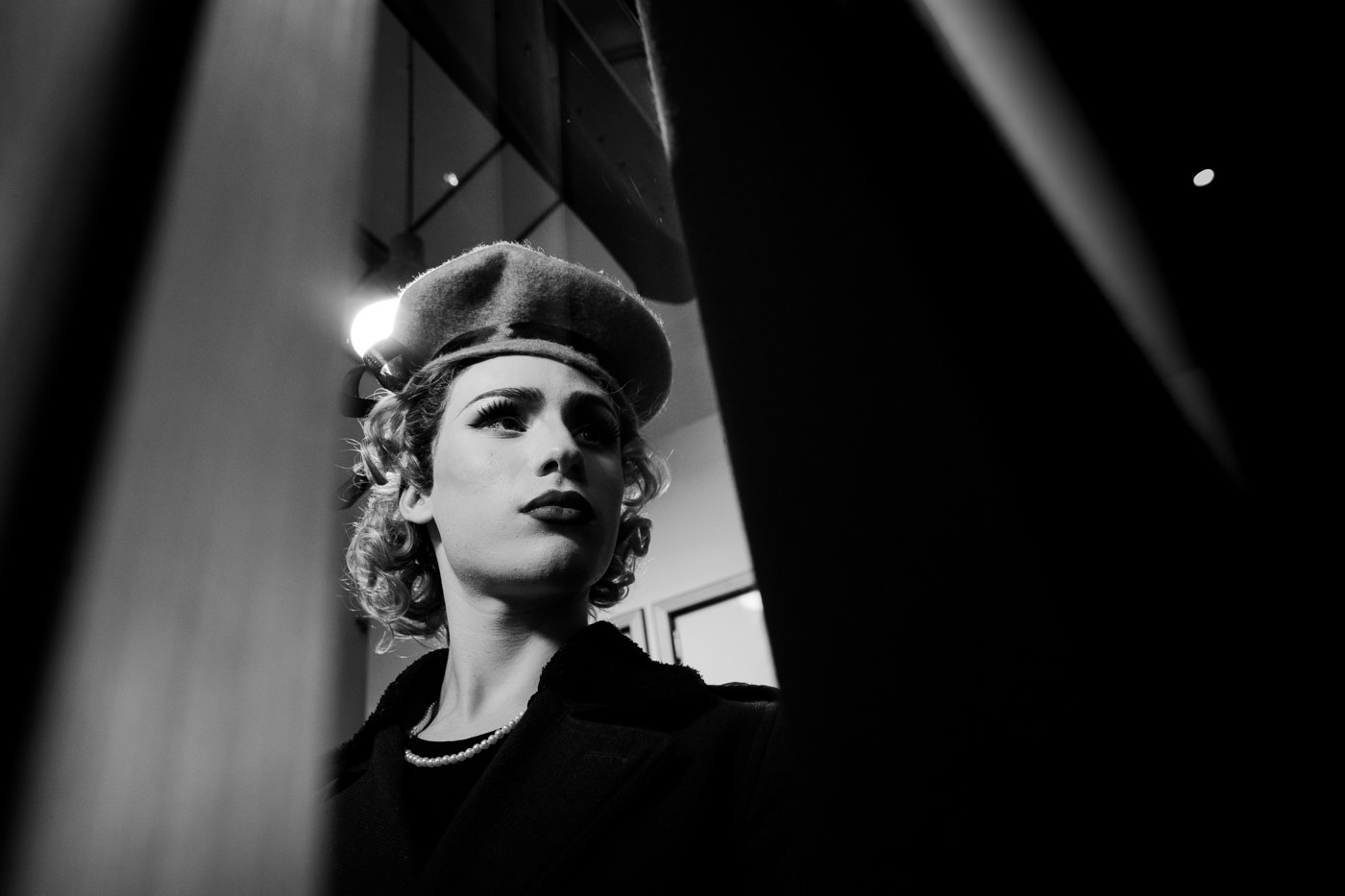 Elissa Cortez Pretending to be in the train during the film Brief Encounter